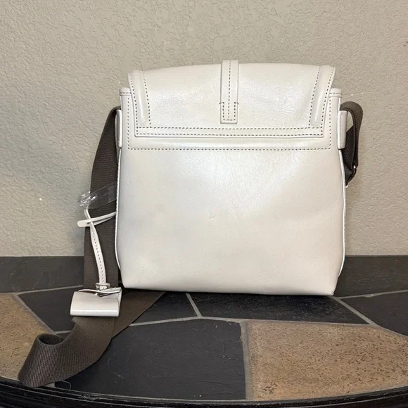 NWT DOONEY & BOURKE Florentine
Toscana Saddle Bag BONE Leather Purse Full Flap - Picture 2 of 7